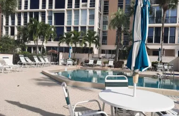 7400 SUN ISLAND DR 107, SOUTH PASADENA, ..., South Pasadena, FL 33707