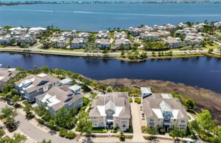 258 SAPPHIRE LAKE DR 202, BRADENTON, FL,..., Bradenton, FL 34209