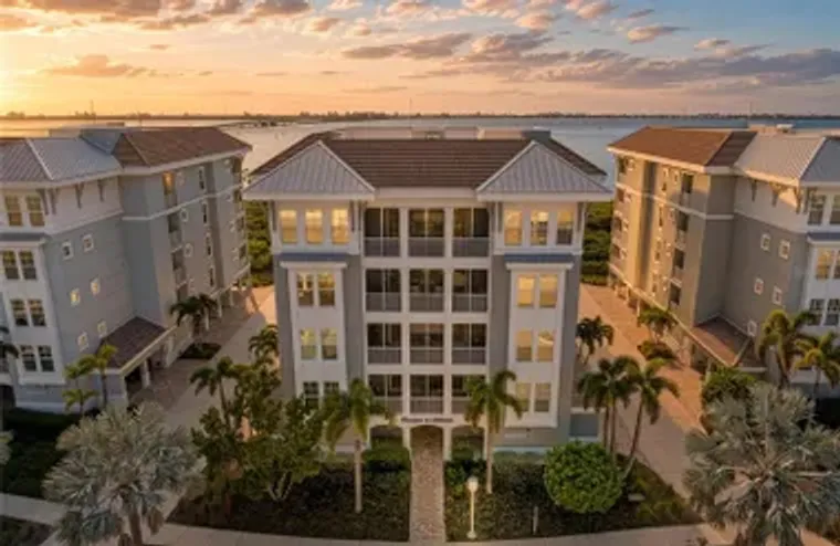 392 ARUBA CIR 102, BRADENTON, FL, 34209, Bradenton, FL 34209