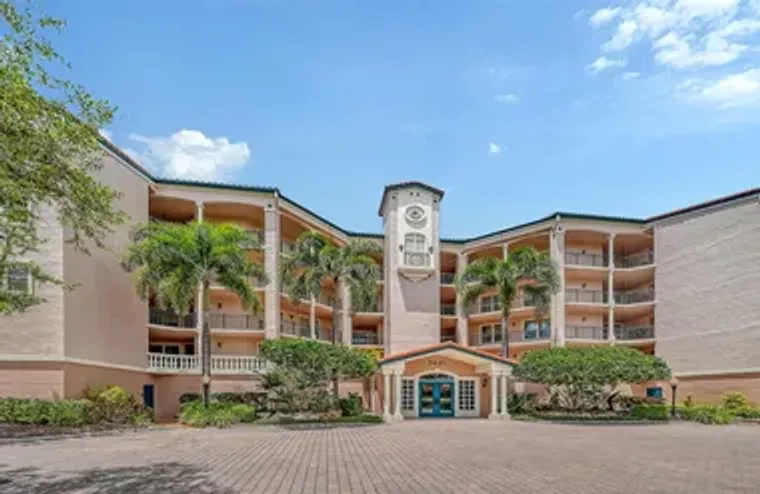 5420 EAGLES POINT CIR 402, SARASOTA, FL,..., Sarasota, FL 34231