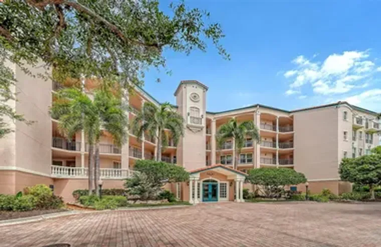 5420 EAGLES POINT CIR 406, SARASOTA, FL,..., Sarasota, FL 34231
