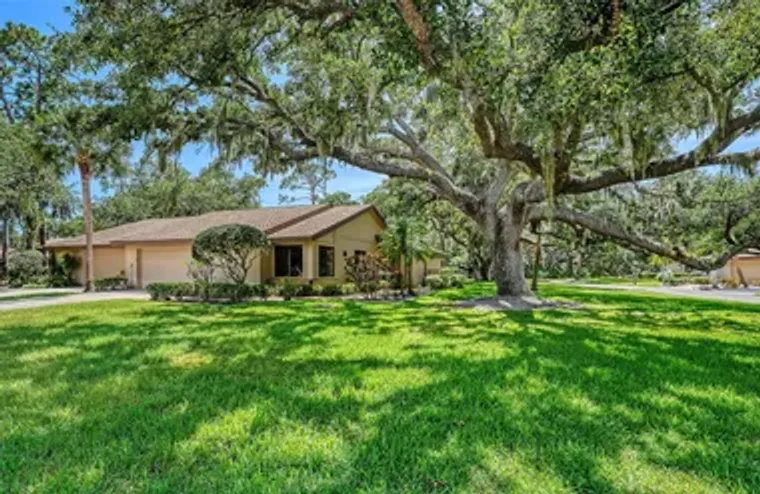 4652 OAK HOLLOW DR 19, SARASOTA, FL, 342..., Sarasota, FL 34241