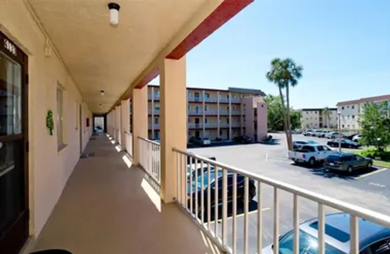 4133 HERON WAY E202, BRADENTON, FL, 3420..., Bradenton, FL 34205