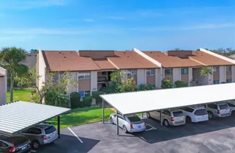 2446 CLUBHOUSE CIR UNIT 202, SARASOTA, F..., Sarasota, FL 34232