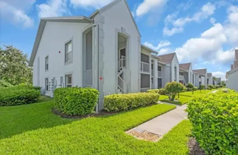 6713 STONE RIVER RD 101, BRADENTON, FL, ..., Bradenton, FL 34203