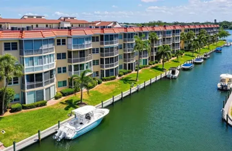 1300 N PORTOFINO DR APT 103, SARASOTA, F..., Sarasota, FL 34242