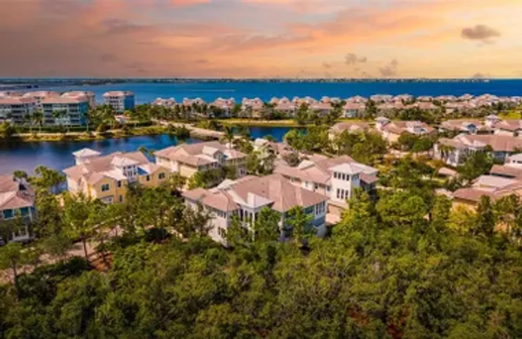 339 SAPPHIRE LAKE DR UNIT 101, BRADENTON..., Bradenton, FL 34209