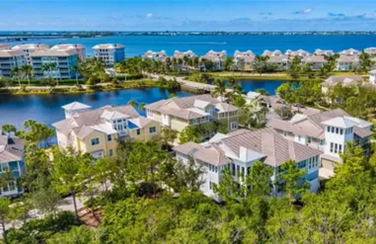 339 SAPPHIRE LAKE DR 101, BRADENTON, FL,..., Bradenton, FL 34209