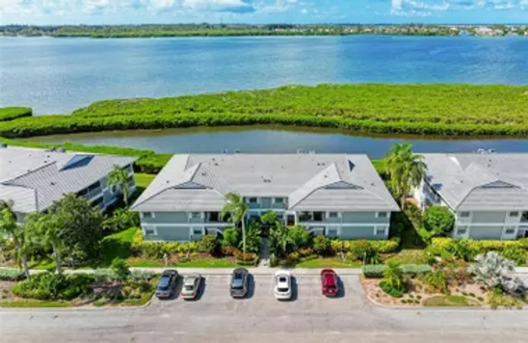 1247 EDGEWATER CIR # 1247, BRADENTON, FL..., Bradenton, FL 34209