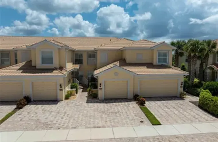 1257 BURGOS DR 302, SARASOTA, FL, 34238, Sarasota, FL 34238