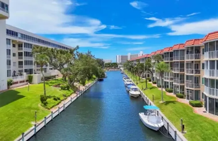 1350 N PORTOFINO DR APT 107, SARASOTA, F..., Sarasota, FL 34242