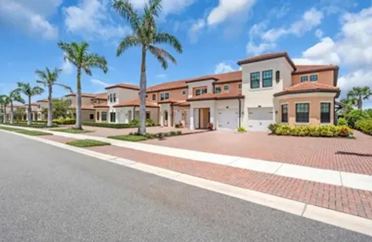 10051 CROOKED CREEK DR 202, VENICE, FL, ..., Venice, FL 34293