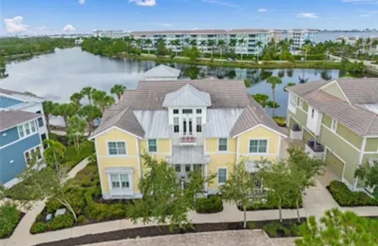 340 SAPPHIRE LAKE DR UNIT 201, BRADENTON..., Bradenton, FL 34209