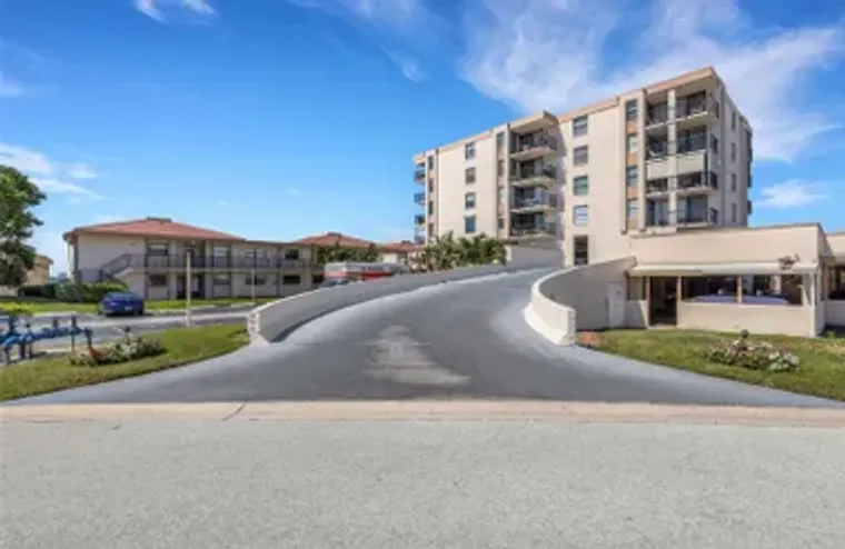 6145 SUN BLVD APT 506, ST PETERSBURG, FL..., St Petersburg, FL 33715