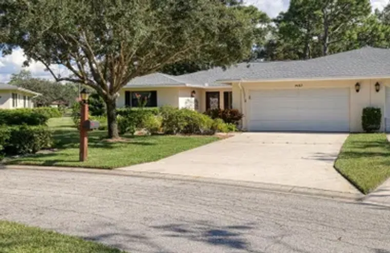 7157 FAIRWAY BEND CIR, SARASOTA, FL, 342..., Sarasota, FL 34243