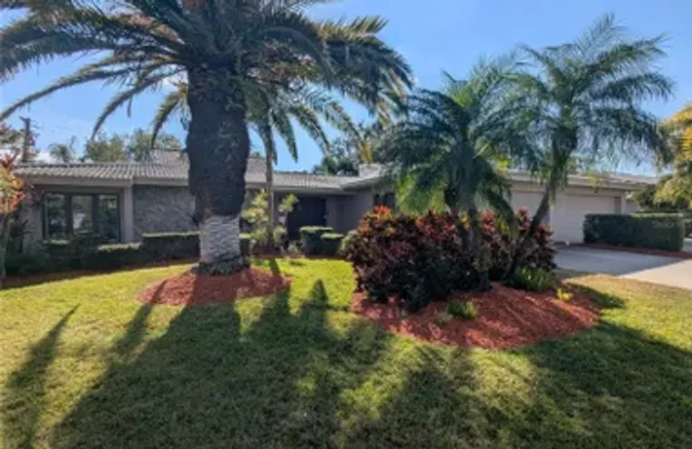 3890 WILSHIRE CIR 27, SARASOTA, FL, 3423..., Sarasota, FL 34238