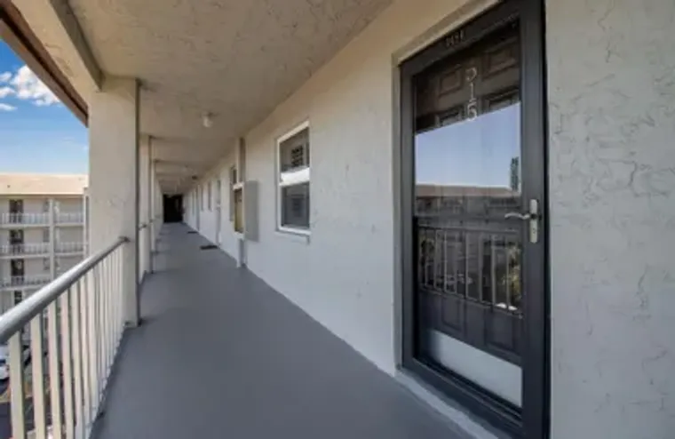 3484 LAKE BAYSHORE DR # P515, BRADENTON,..., Bradenton, FL 34205