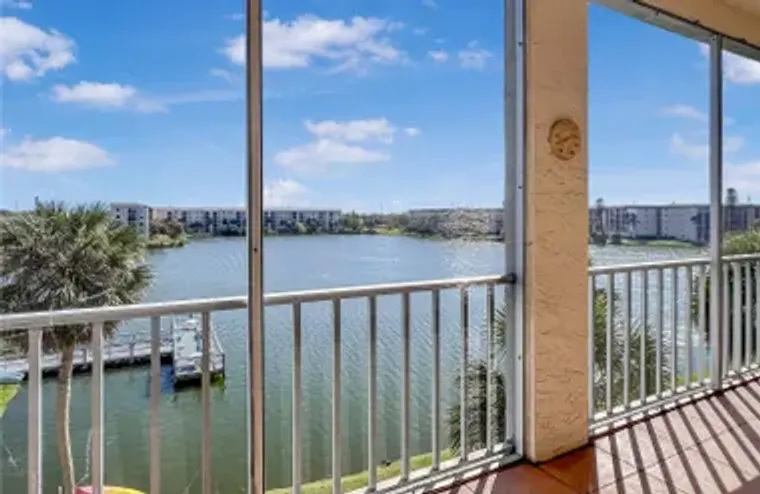 3424 LAKE BAYSHORE DR 405  P, BRADENTON,..., Bradenton, FL 34205