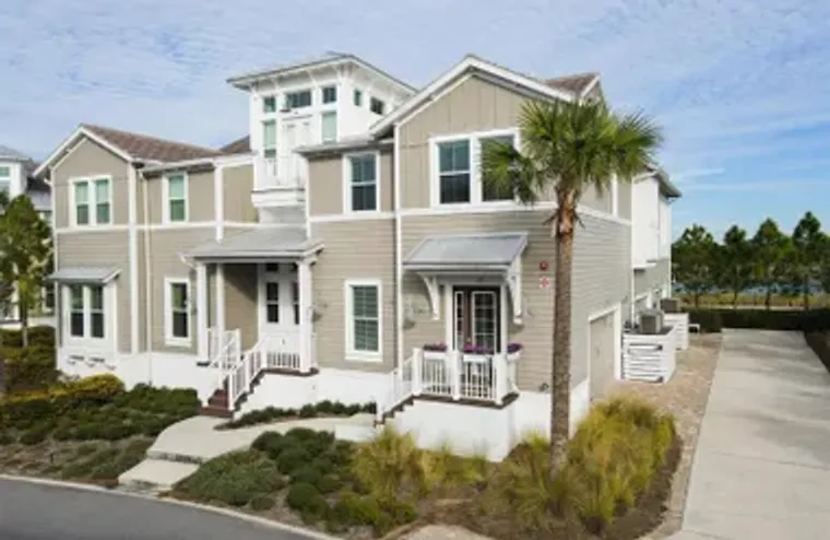 295 COMPASS POINT DR UNIT 201, BRADENTON..., Bradenton, FL 34209