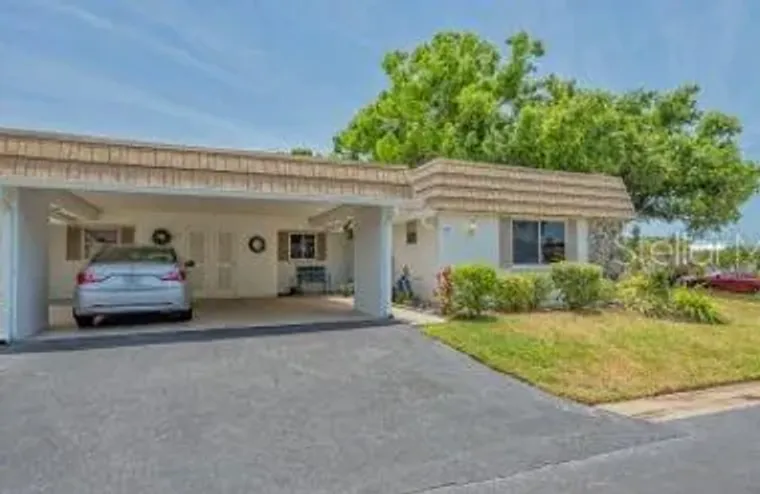 2016 RIVERBLUFF PKWY V328, SARASOTA, FL,..., Sarasota, FL 34231