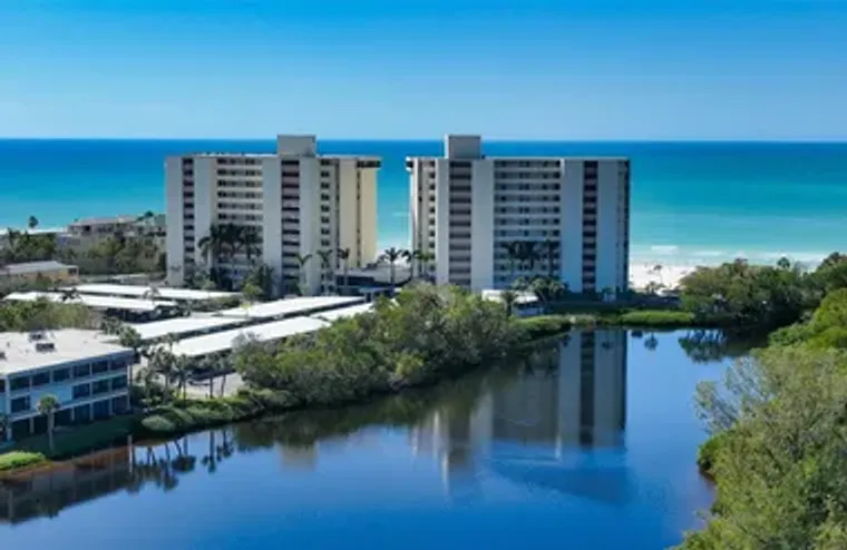 19 WHISPERING SANDS DR 201, SARASOTA, FL..., Sarasota, FL 34242