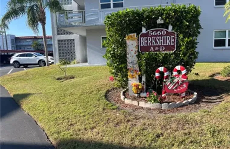 5660 80TH ST N UNIT D101, ST PETERSBURG,..., St Petersburg, FL 33709