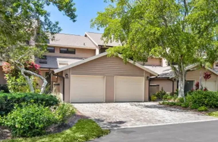 5228 LANDINGS BLVD 202, SARASOTA, FL, 34..., Sarasota, FL 34231