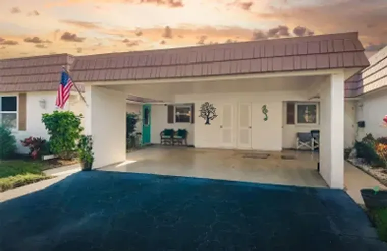 5486 RIVERBLUFF CIR V-24, SARASOTA, FL, ..., Sarasota, FL 34231