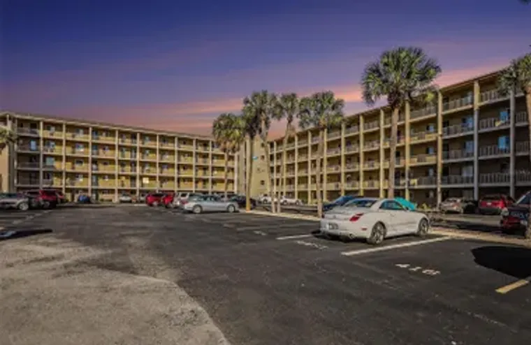 3723 LAKE BAYSHORE DR # H206, BRADENTON,..., Bradenton, FL 34205