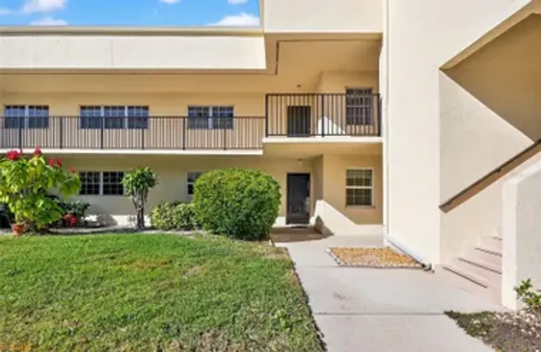 7880 PALM AIRE LN 205, SARASOTA, FL, 342..., Sarasota, FL 34243