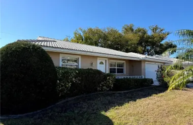 3312 SPRING MILL CIR, SARASOTA, FL, 3423..., Sarasota, FL 34239