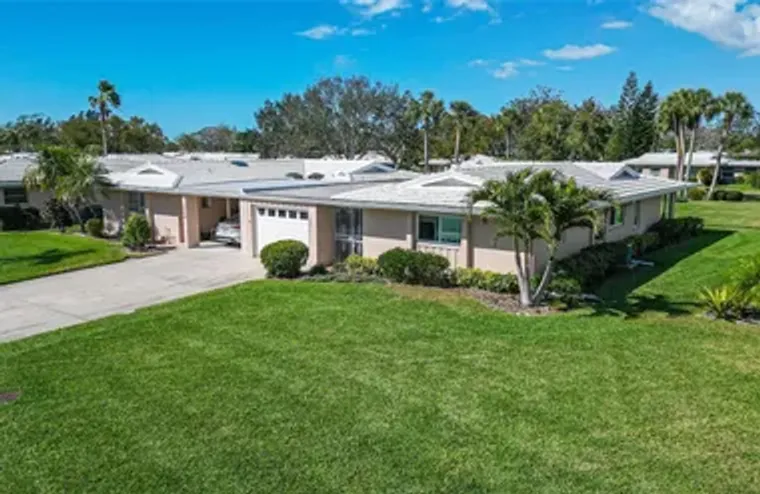 3278 VILLAGE GREEN DR # 1024, SARASOTA, ..., Sarasota, FL 34239