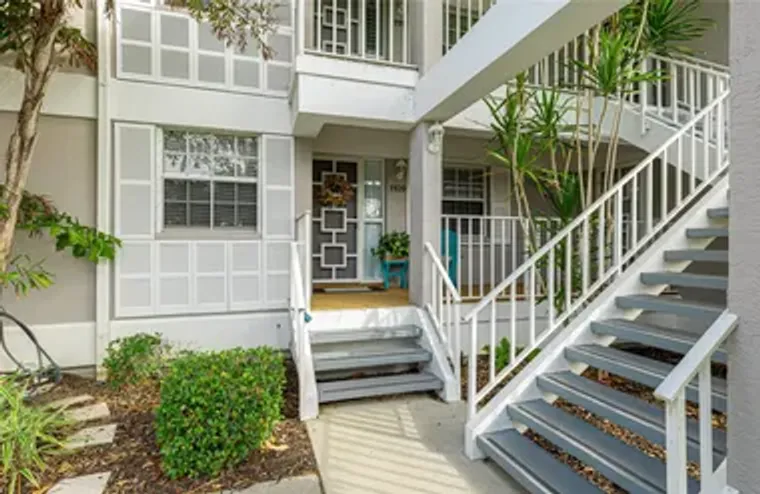 1109 EDGEWATER CIR # 1109, BRADENTON, FL..., Bradenton, FL 34209