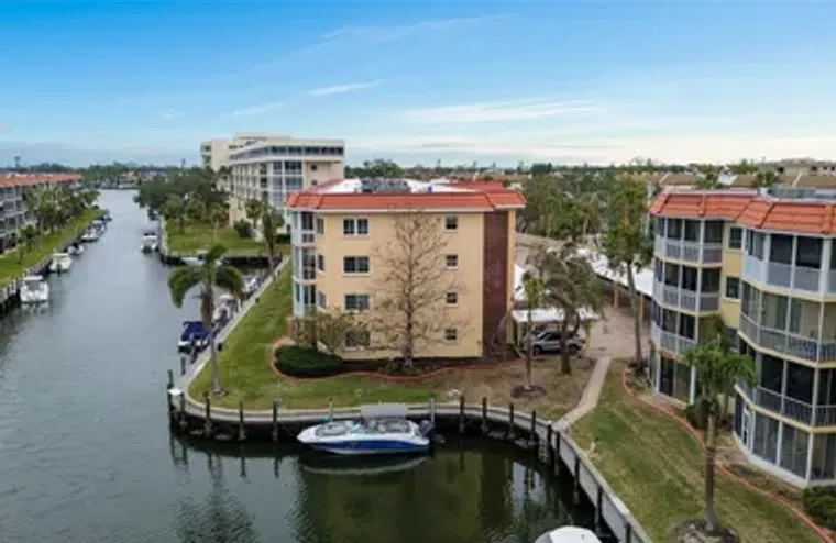 1215 S PORTOFINO DR APT 108, SARASOTA, F..., Sarasota, FL 34242