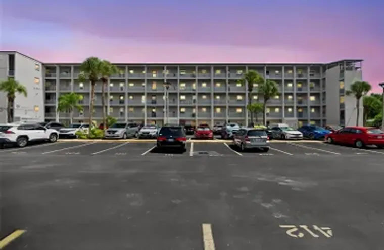 3074 LAKE BAYSHORE DR O-120, BRADENTON, ..., Bradenton, FL 34205