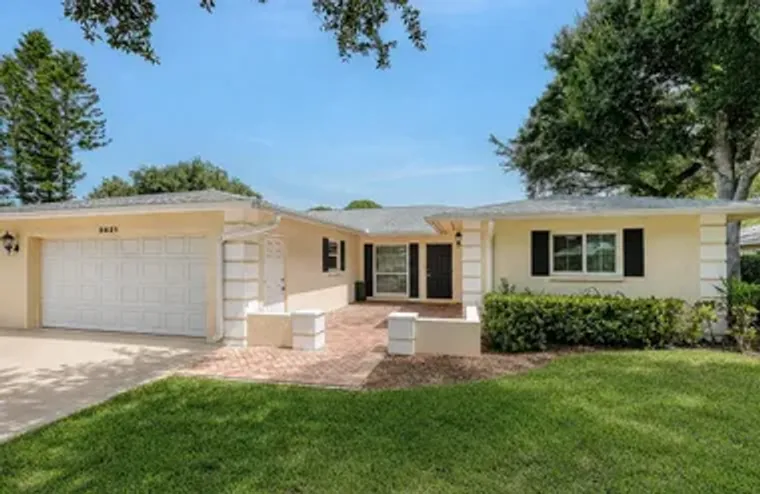 5621 PALM AIRE DR, SARASOTA, FL, 34243, Sarasota, FL 34243