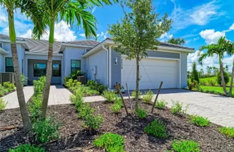 18808 INDIAN ROCK PL, LAKEWOOD RANCH, FL..., Lakewood Ranch, FL 34211