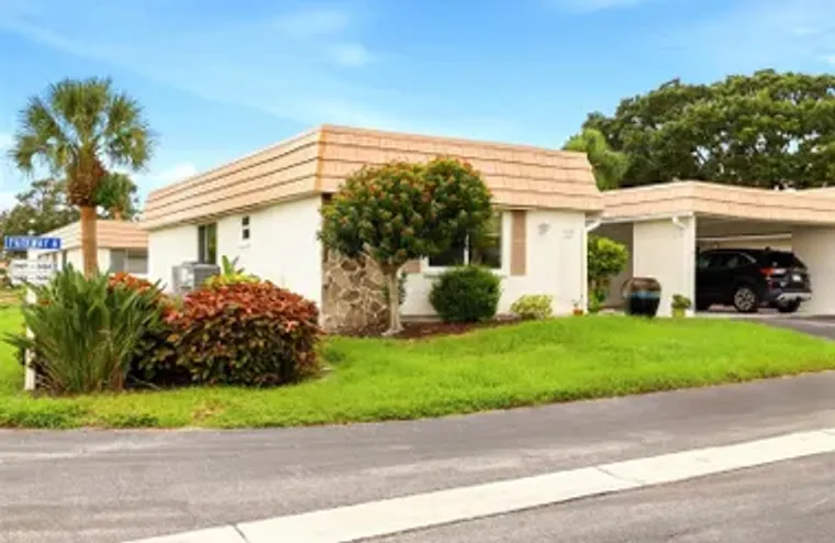 2407 RIVERBLUFF PKWY V-226, SARASOTA, FL..., Sarasota, FL 34231