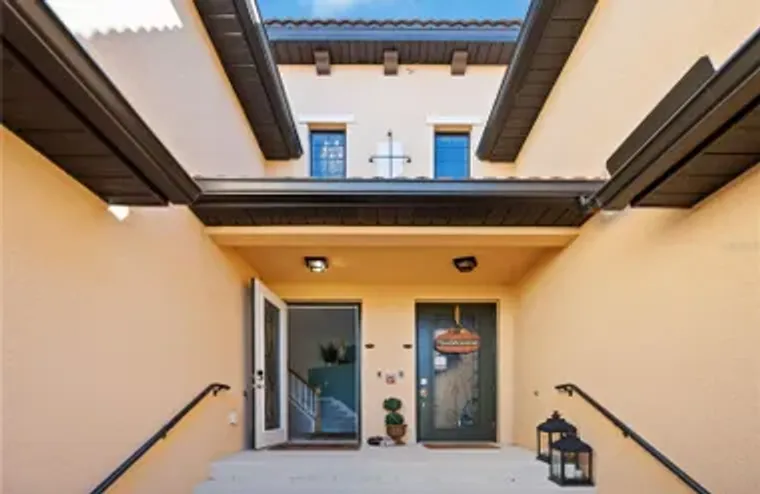 10817 TARFLOWER DR UNIT 201, VENICE, FL,..., Venice, FL 34293