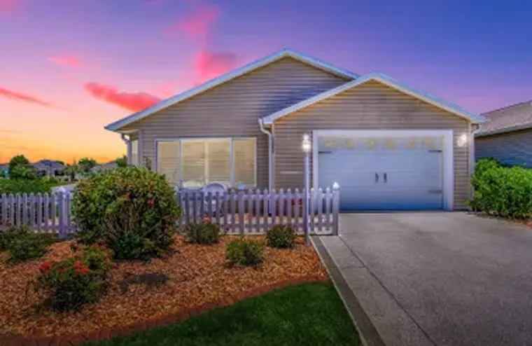 1001 GREYFORD LN, THE VILLAGES, FL, 3216..., The Villages, FL 32162