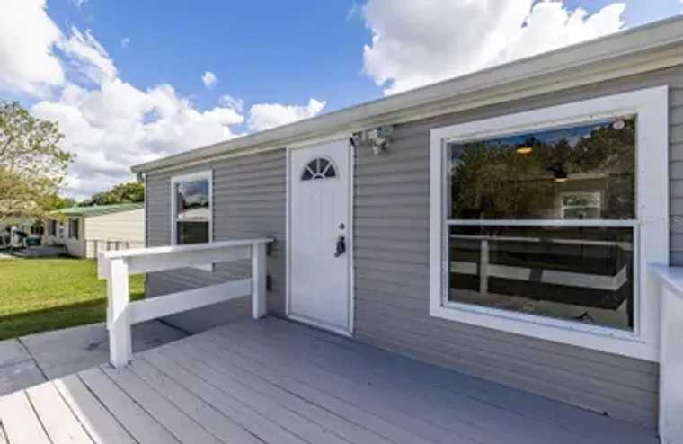 7869 COUNTY ROAD 109E, LADY LAKE, FL, 32..., Lady Lake, FL 32159