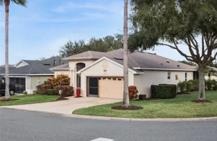 20500 QUEEN ALEXANDRA DR, LEESBURG, FL, ..., Leesburg, FL 34748