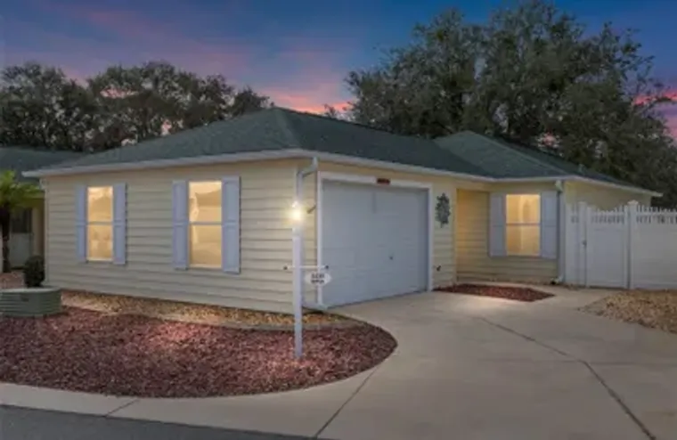 1418 AZTECA LOOP, THE VILLAGES, FL, 3216..., The Villages, FL 32162