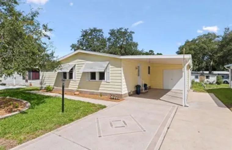 1726 HILTON HEAD BLVD, LADY LAKE, FL, 32..., Lady Lake, FL 32159
