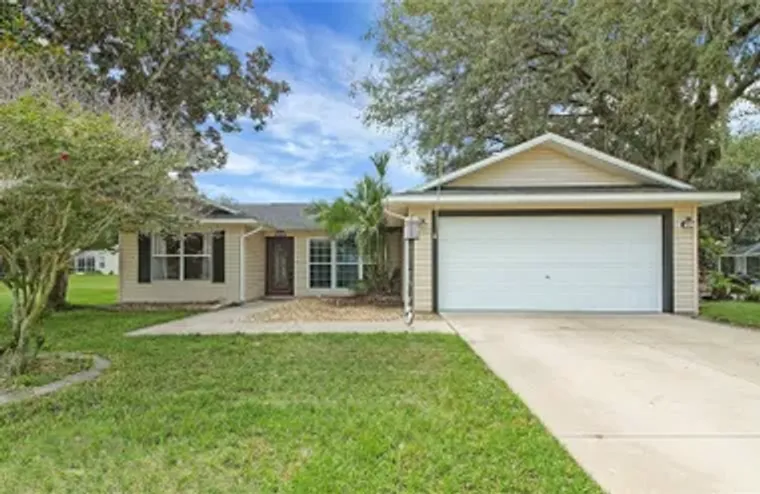 1204 OAK HAMMOCK LN, LADY LAKE, FL, 3215..., Lady Lake, FL 32159