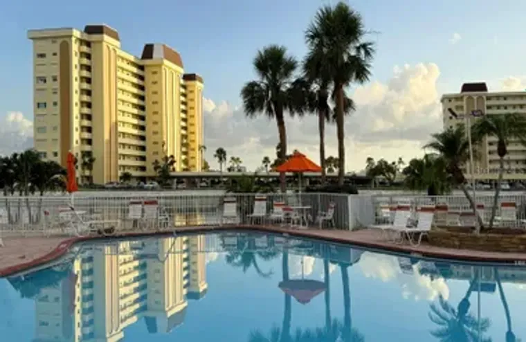 4750 COVE CIR APT 502, ST PETERSBURG, FL..., St Petersburg, FL 33708