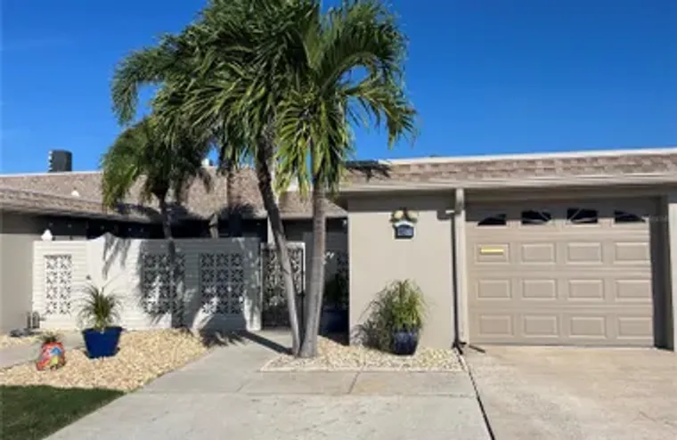 457 BOCA CIEGA POINT BLVD N, SAINT PETER..., Saint Petersburg, FL 33708