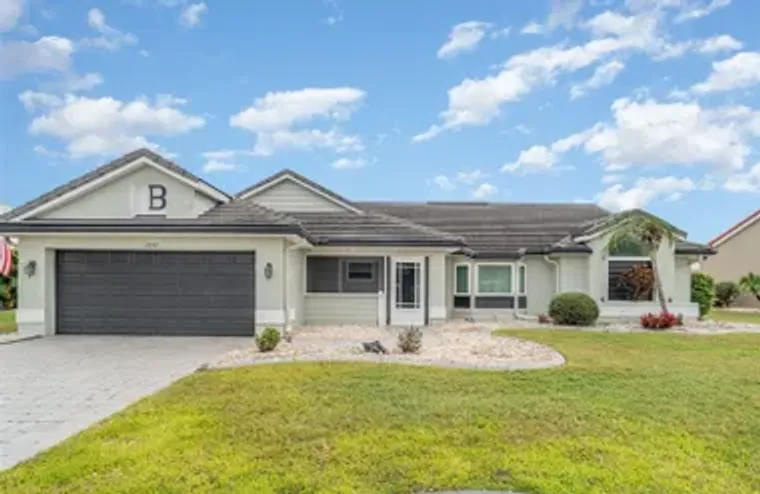 2048 BERRY ROBERTS DR, SUN CITY CENTER, ..., Sun City Center, FL 33573