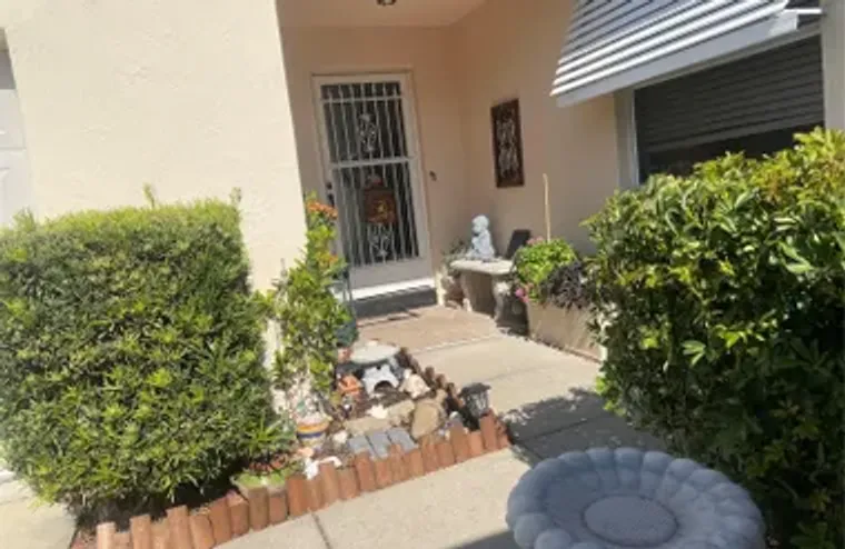 1025 AVALON AVE, LADY LAKE, FL, 32159, Lady Lake, FL 32159