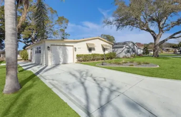 1612 E SCHWARTZ BLVD, LADY LAKE, FL, 321..., Lady Lake, FL 32159